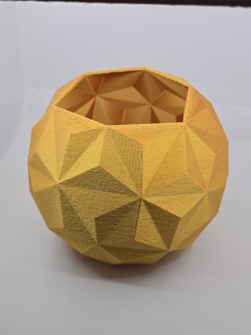 3D printed geometric vases — Miami production by Custom3Dmodel