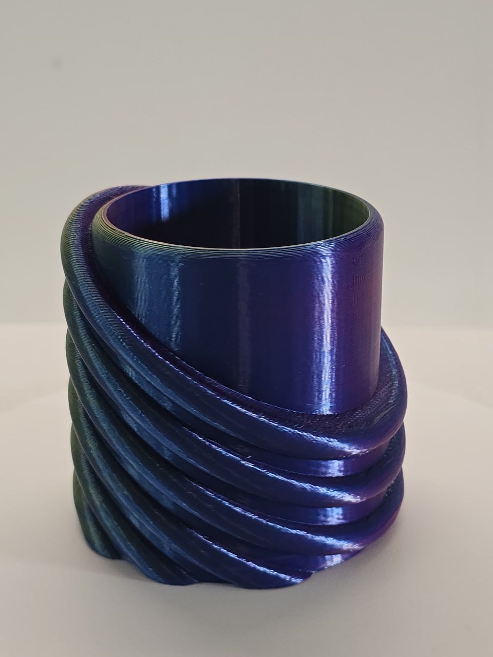 custom 3D printed planters Miami — Cylindrical container with spiral design, Cylindrical object, Plant Pot, planter, Planter, cylindrical object