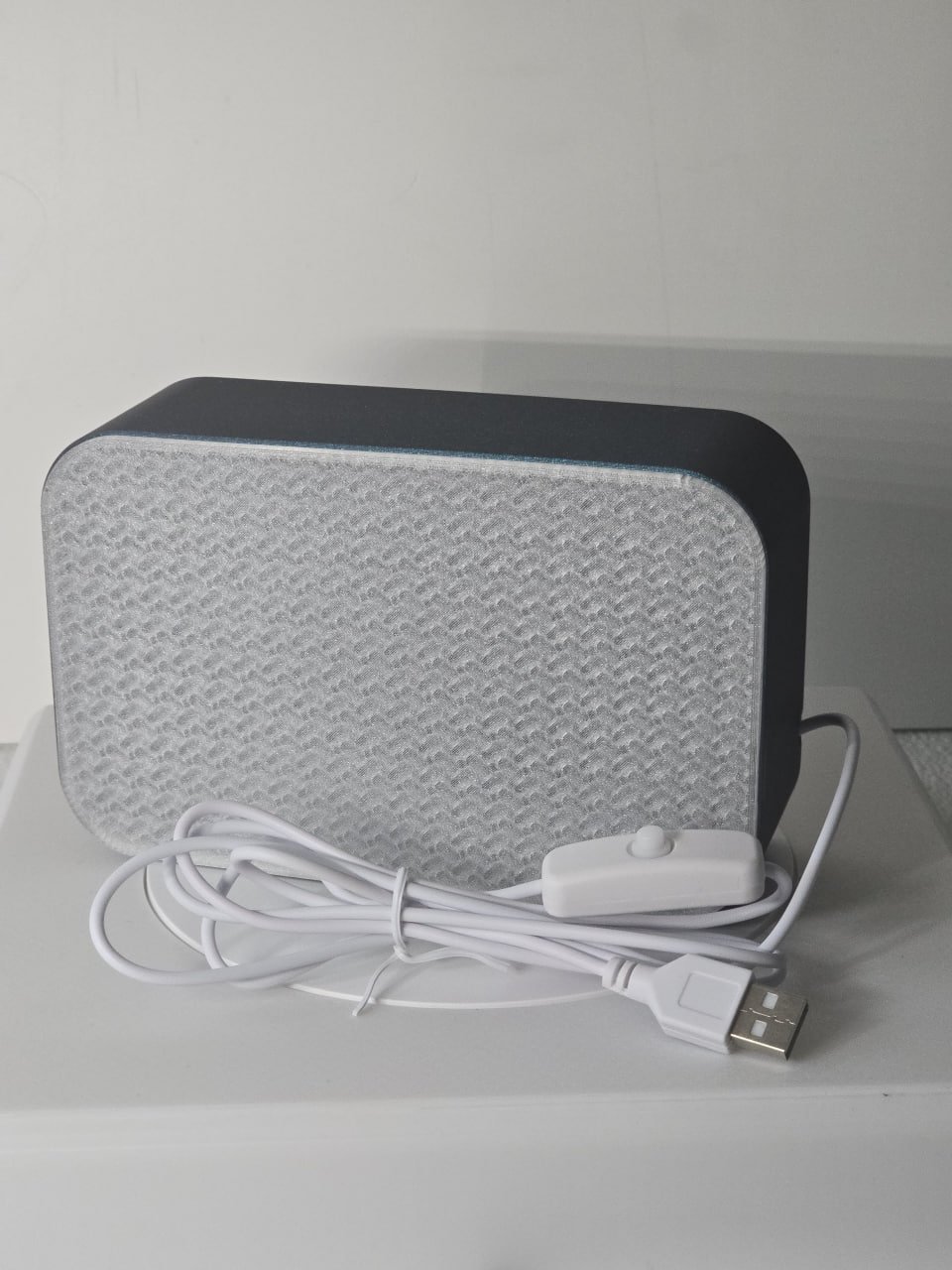 custom 3D printed lamp Miami — Lamp, Light Box, Electronic device, lamp, Tabletop lamp (photo 3)